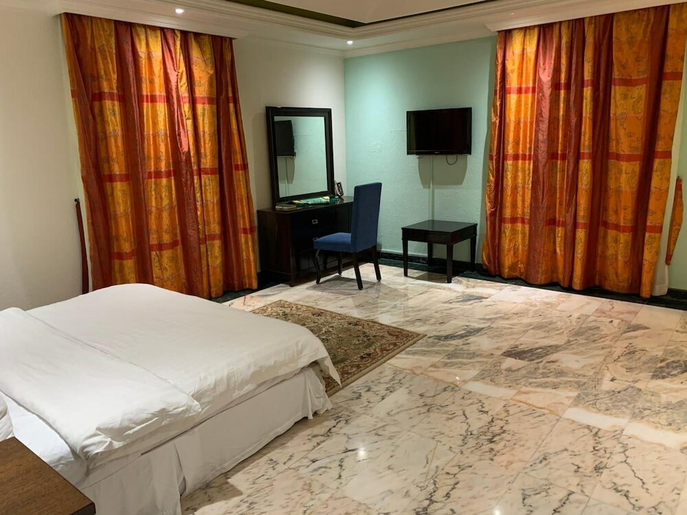 Фото Delmon Hotel Jeddah