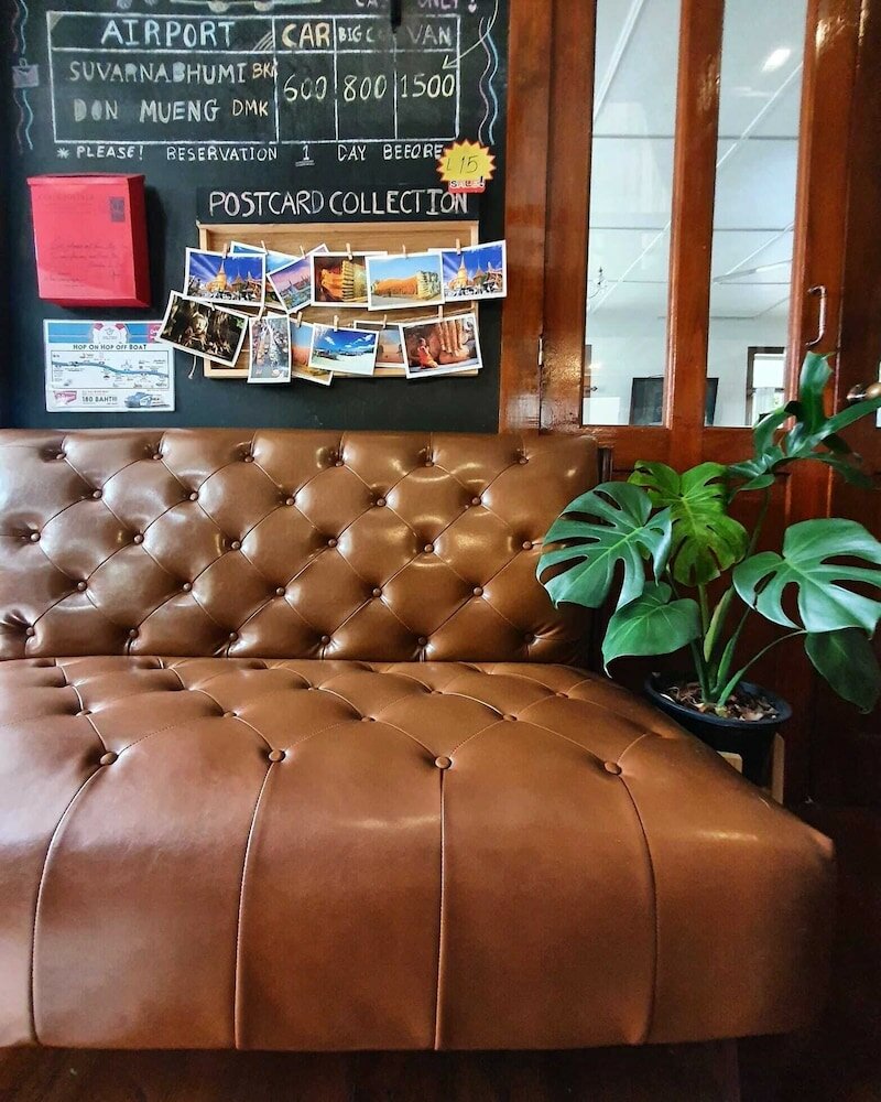 Фото DinsoMon Hotel