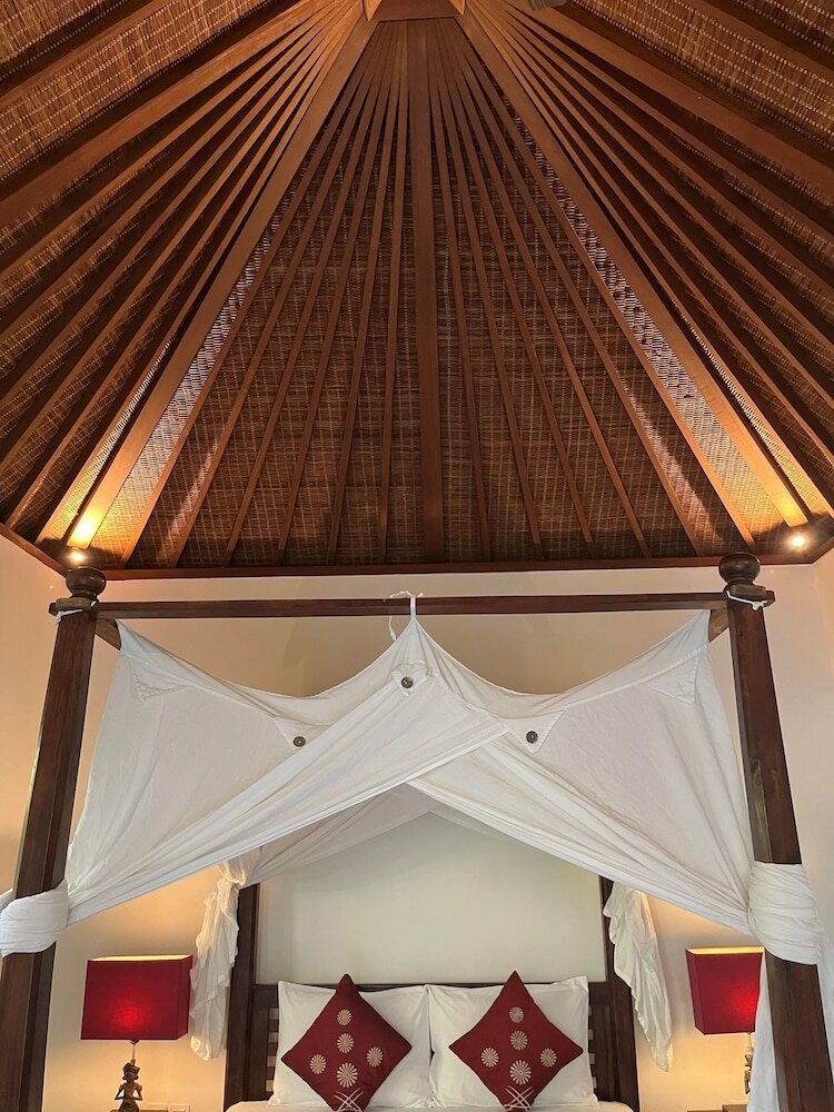 Фото Sama's Cottages and Villas