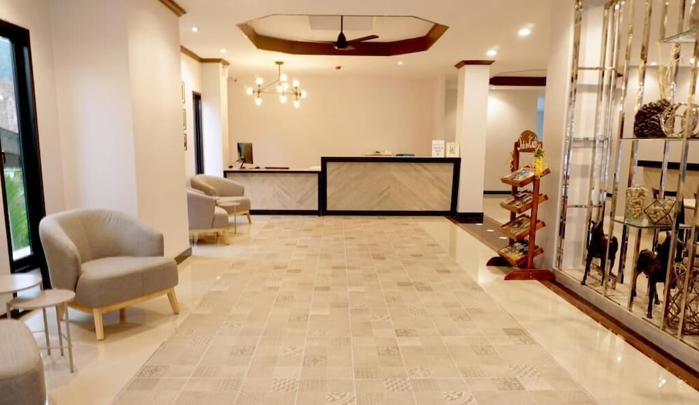 Фото The Moon Night AO nang Hotel