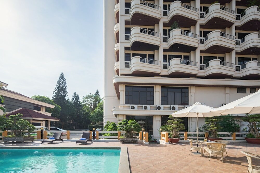 Фото Oriental Palace Apartment