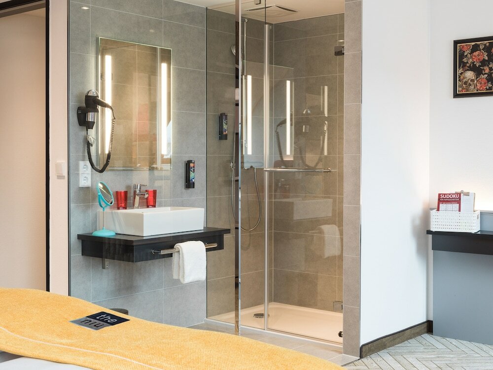 Фото The niu Franz