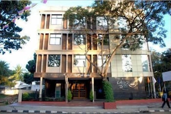 Фото Cross Roads Inn