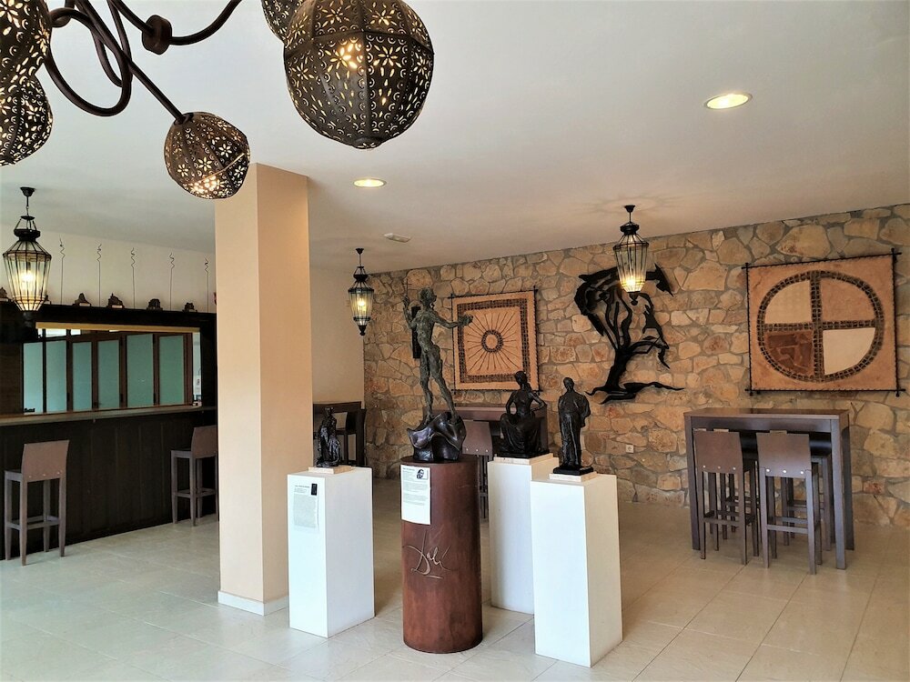 Фото Hotel Acebos Arriondas