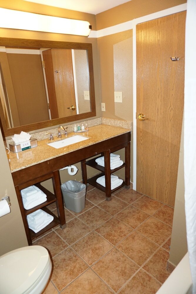 Фото Quality Inn & Suites Georgetown - Seaford