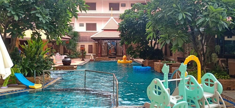 Фото Aiyaree Place Resort