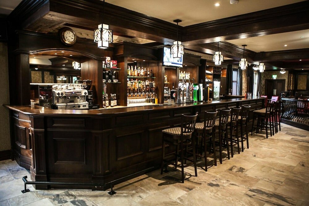 Фото Latterkenny Court Hotel