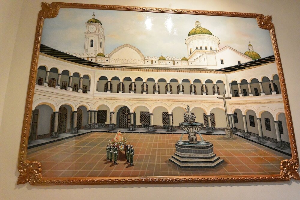 Фото Hotel La Basílica Quito