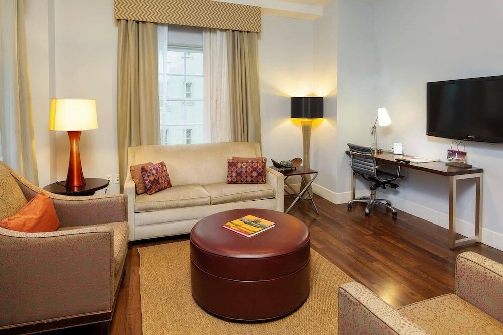 Фото Hotel Indigo Baton Rouge Downtown, an Ihg Hotel