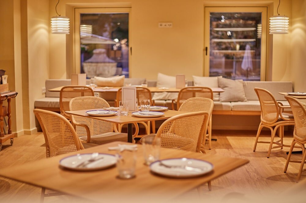 Фото Mon Boutique Hotel