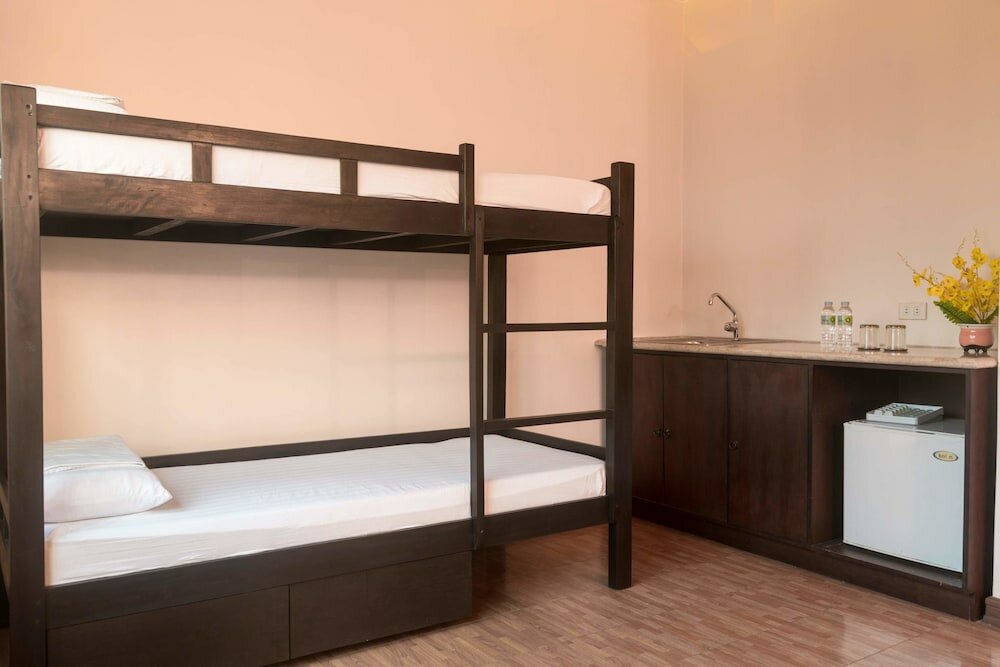 Фото Oftana Suites