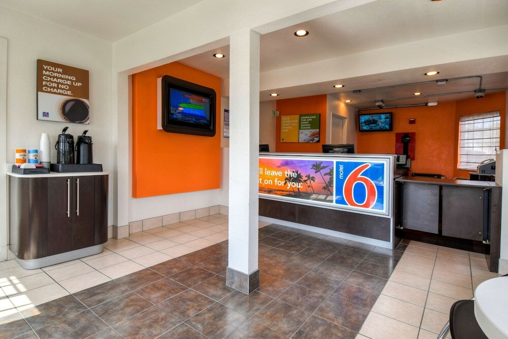 Фото Motel 6 Escondido, Ca