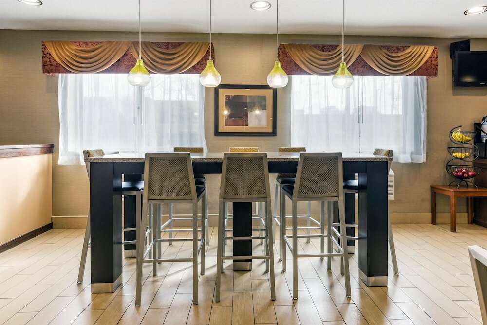Фото Best Western Des Plaines Inn