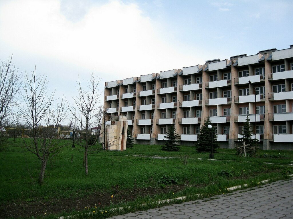 Technical college North Caucasus Humanitarian College, Essentuky, photo