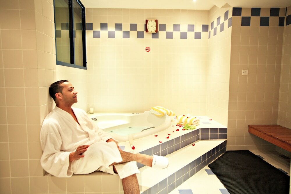 Фото Novel Hotel City Center