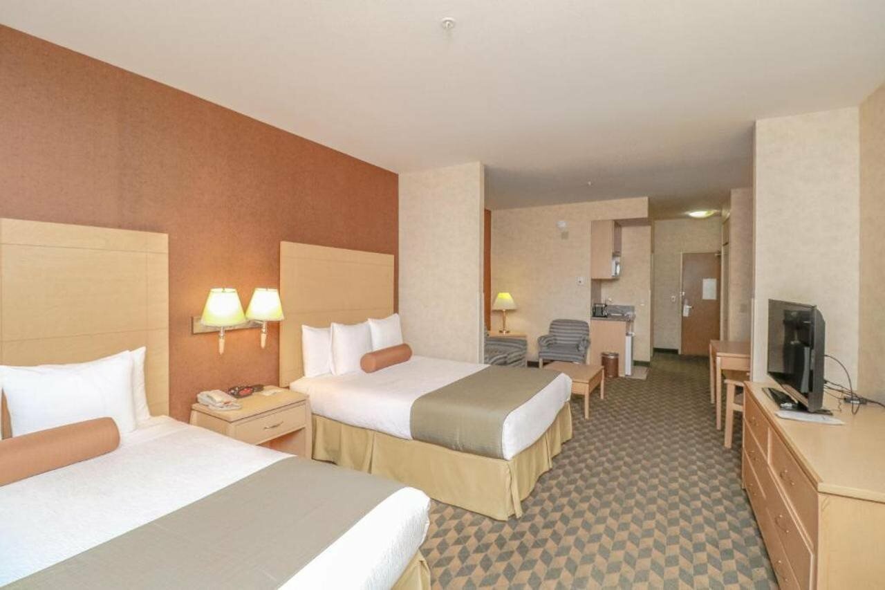 Фото Best Western Plus North Las Vegas Inn & Suites
