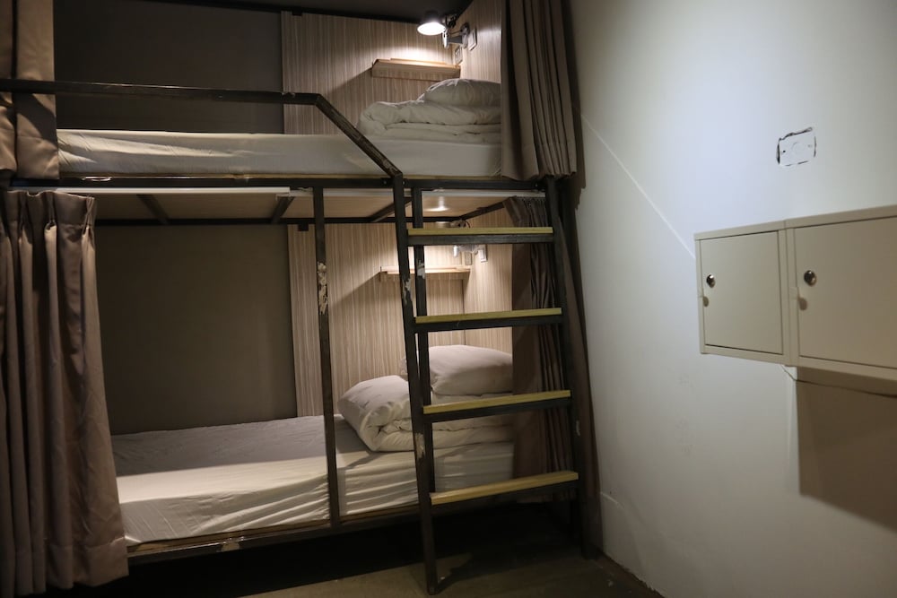 Фото Five Elements Hostel Taipei