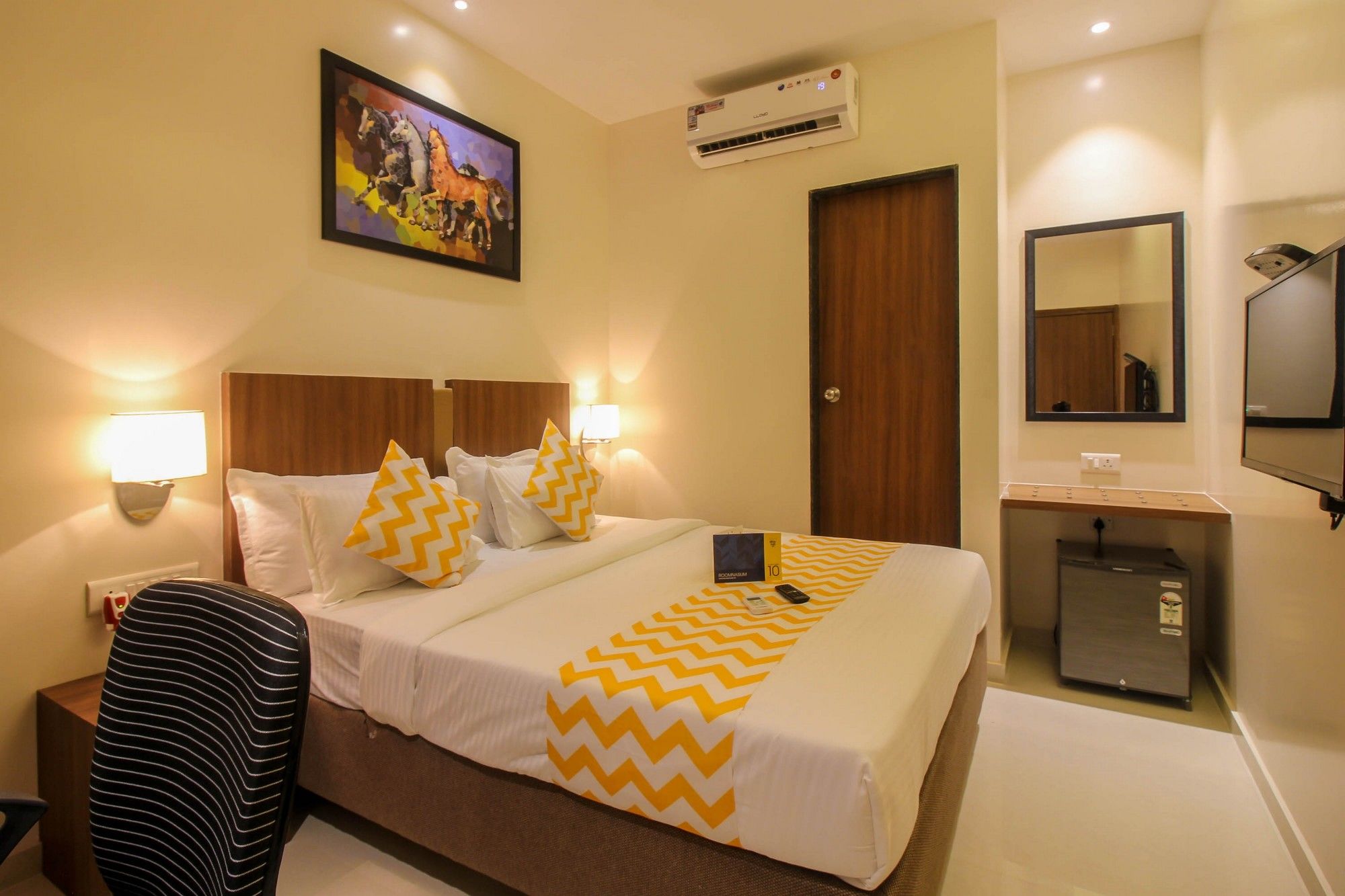 Фото FabHotel Hyson International Midc
