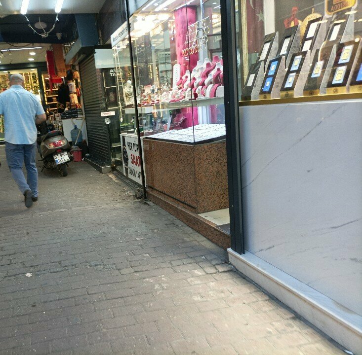 Jewelry store Red, Antalya, photo