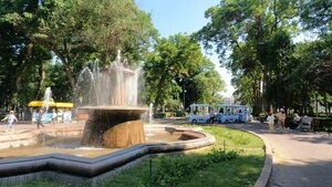 Дубовый парк (Бишкек, парк имени Чынгыза Айтматова), музей в Бишкеке