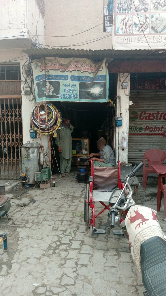 Glass, glass products Mughal elactric and Gass welders, Lahore, photo