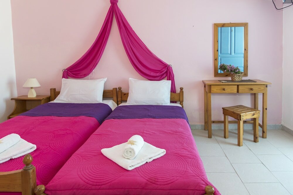 Фото Thalassopetra