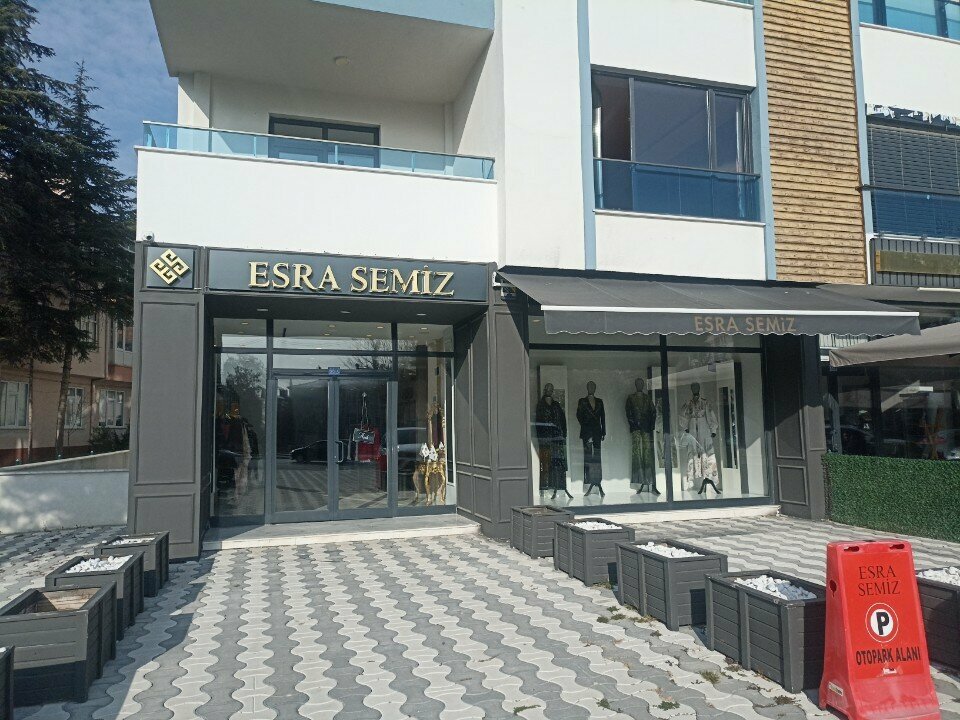 Clothing store Esra Semiz, Konya, photo