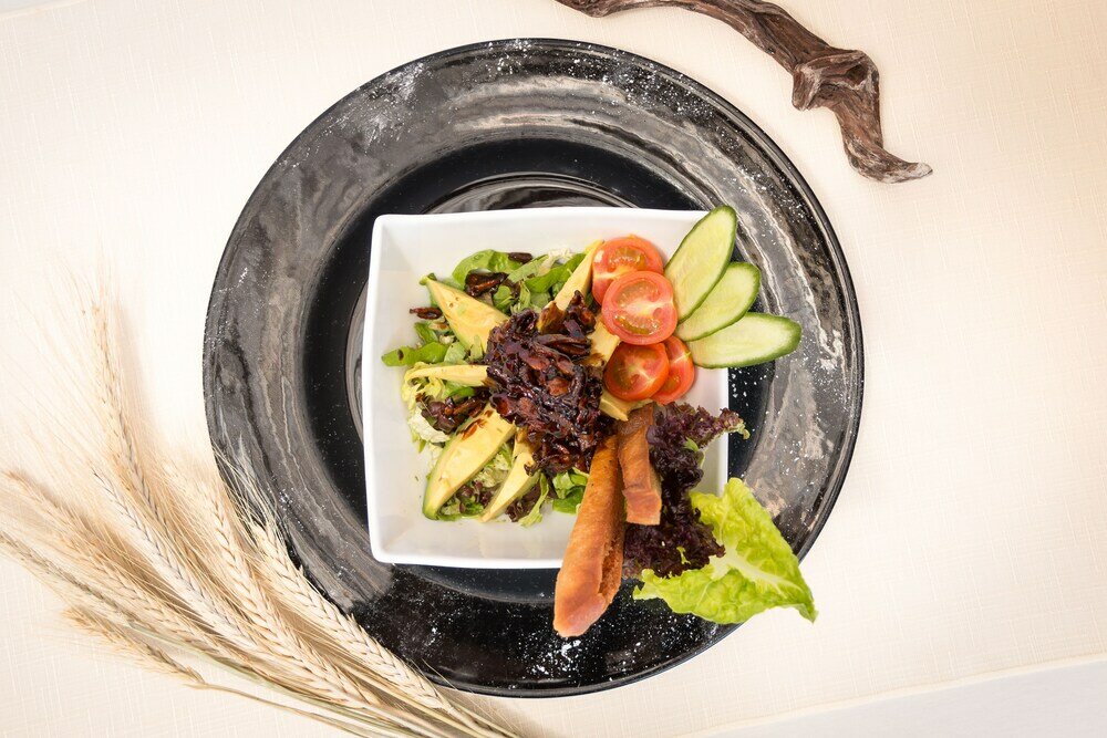 Фото Hill View Restaurant & Apartments