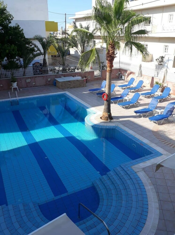 Фото Semiramis Apartments by Estia