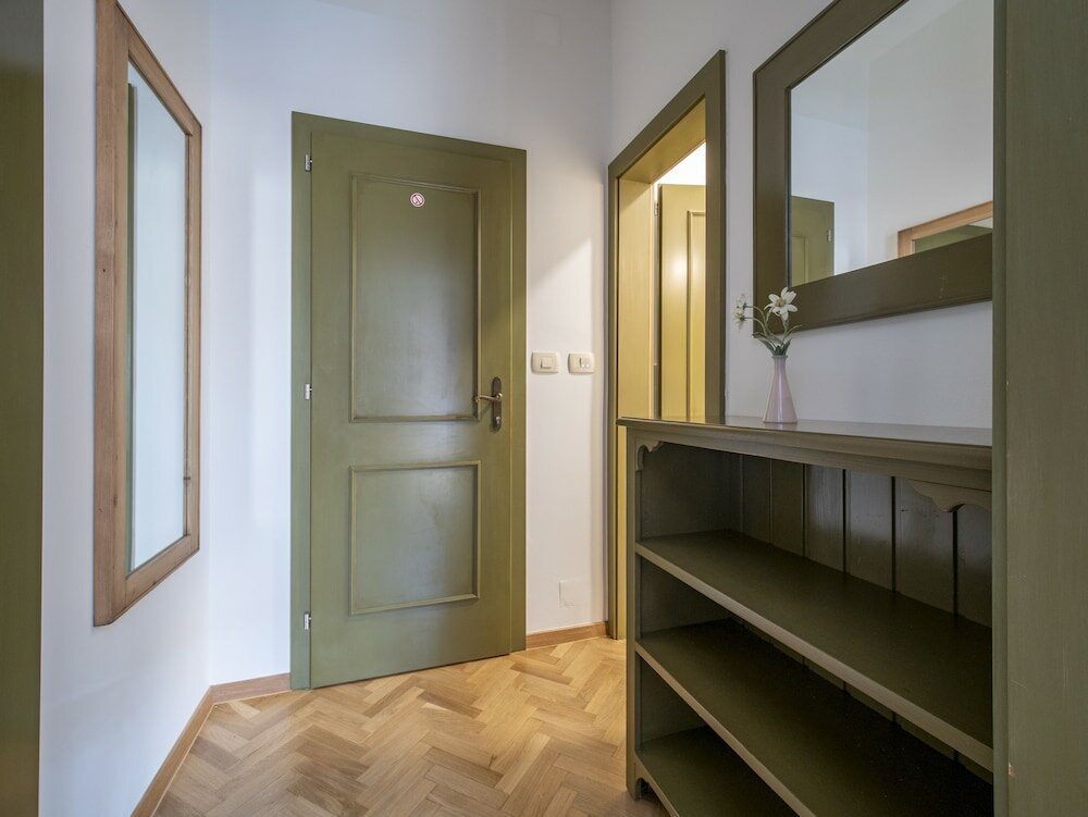 Фото Apartment House Berghi