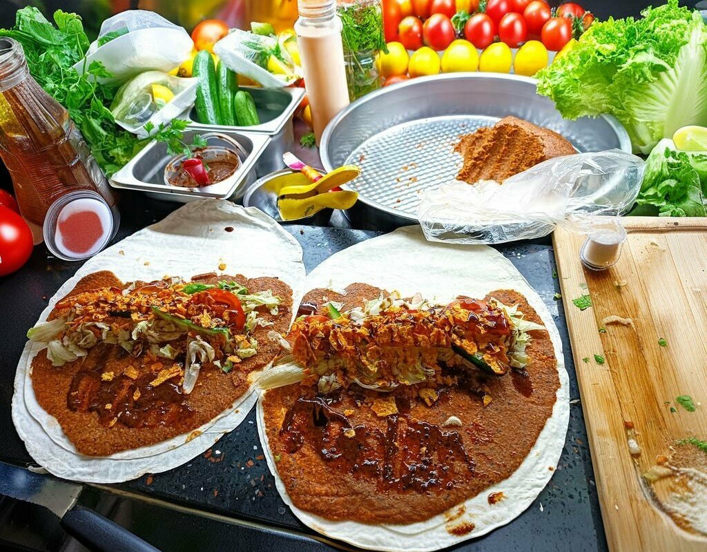 Restaurant Adiyaman Subasi Raw Meatball, Batman, photo