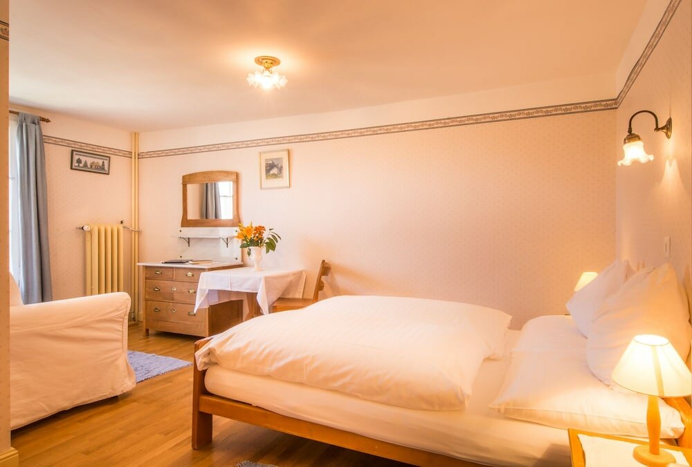 Фото Hotel Falken