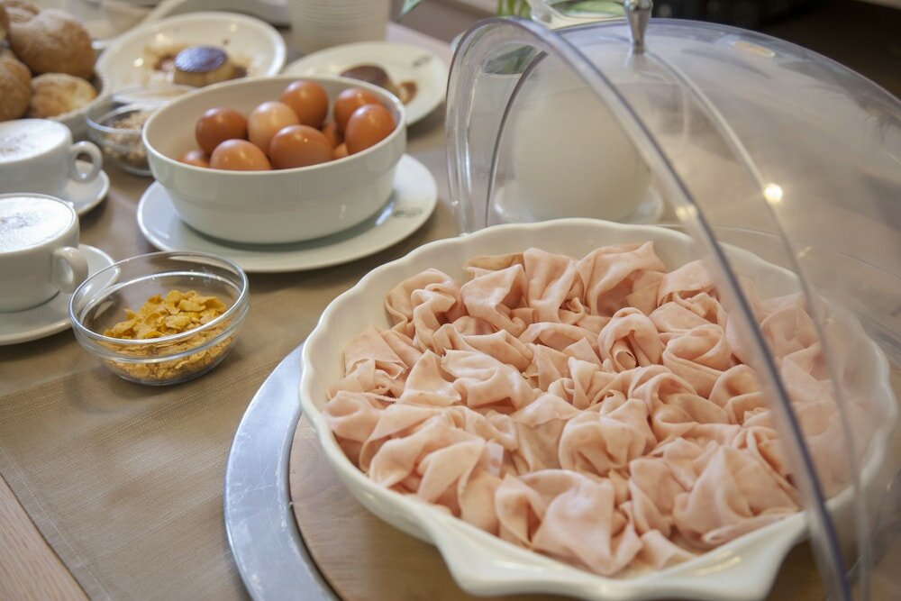 Фото Si Rimini Hotel