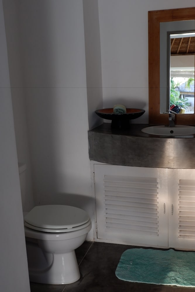 Фото Tegal Sari Villa