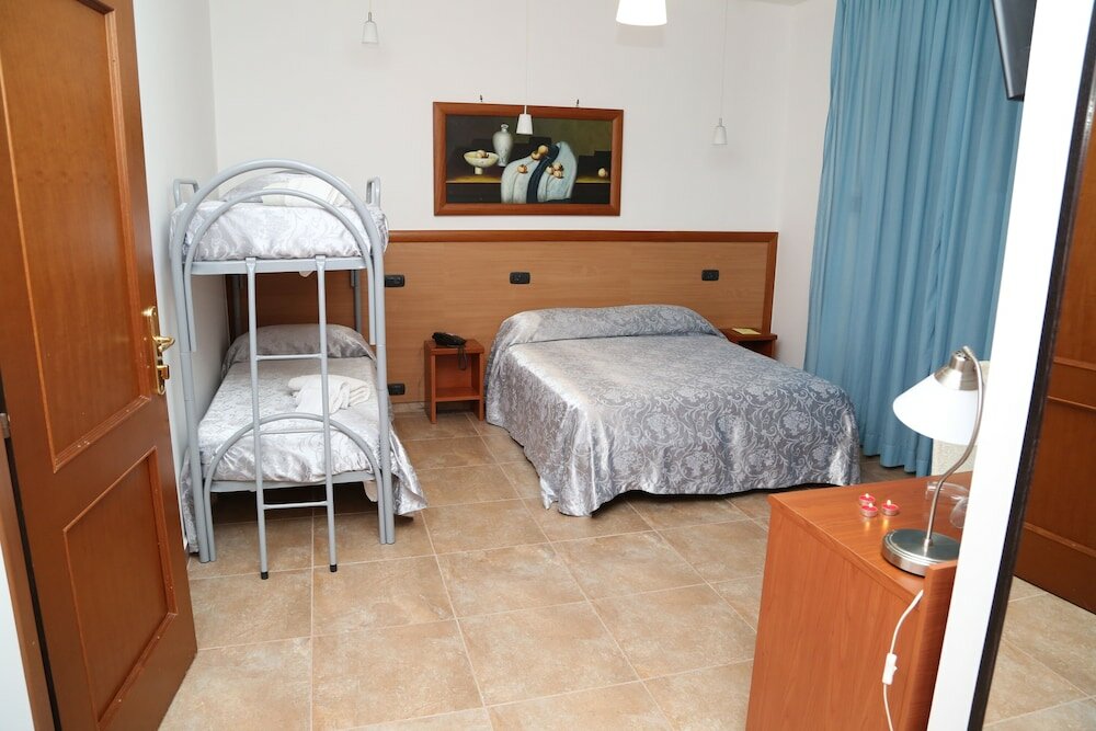 Фото Hotel Accord Le Rose