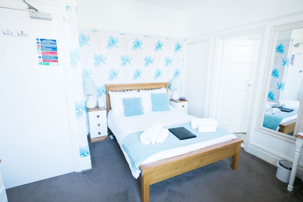 Фото Southern Breeze Lodge