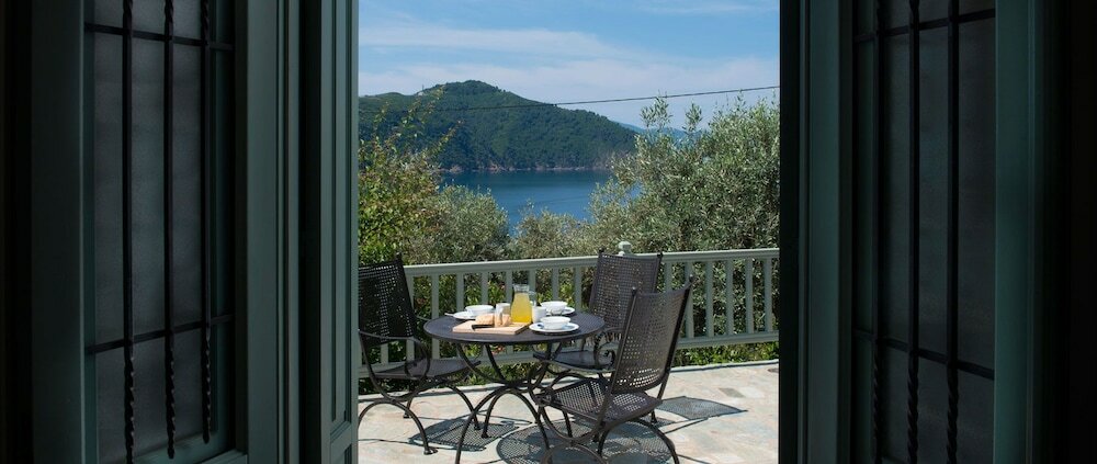 Фото Aquilo Villa