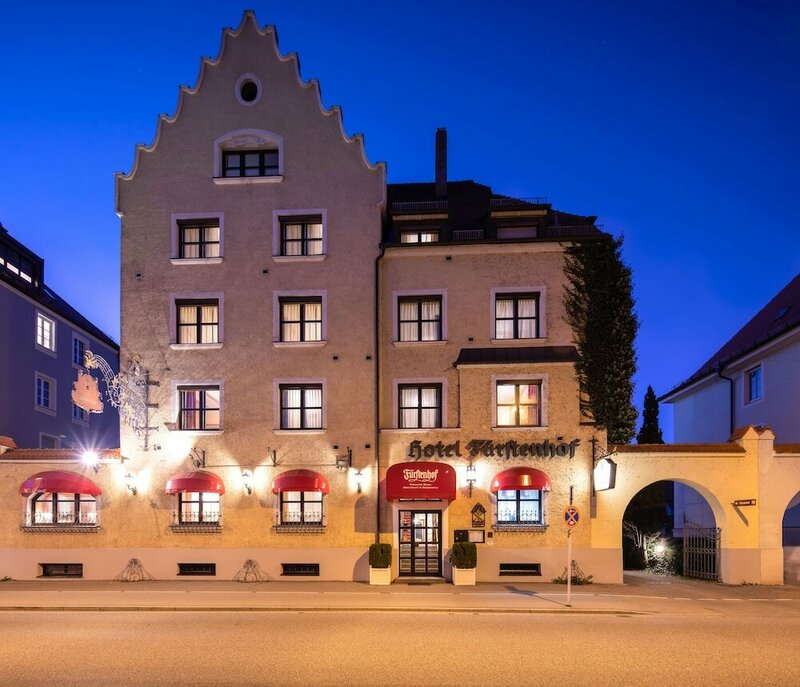 Гостиница Romantik Hotel Fürstenhof в Ландсхуте