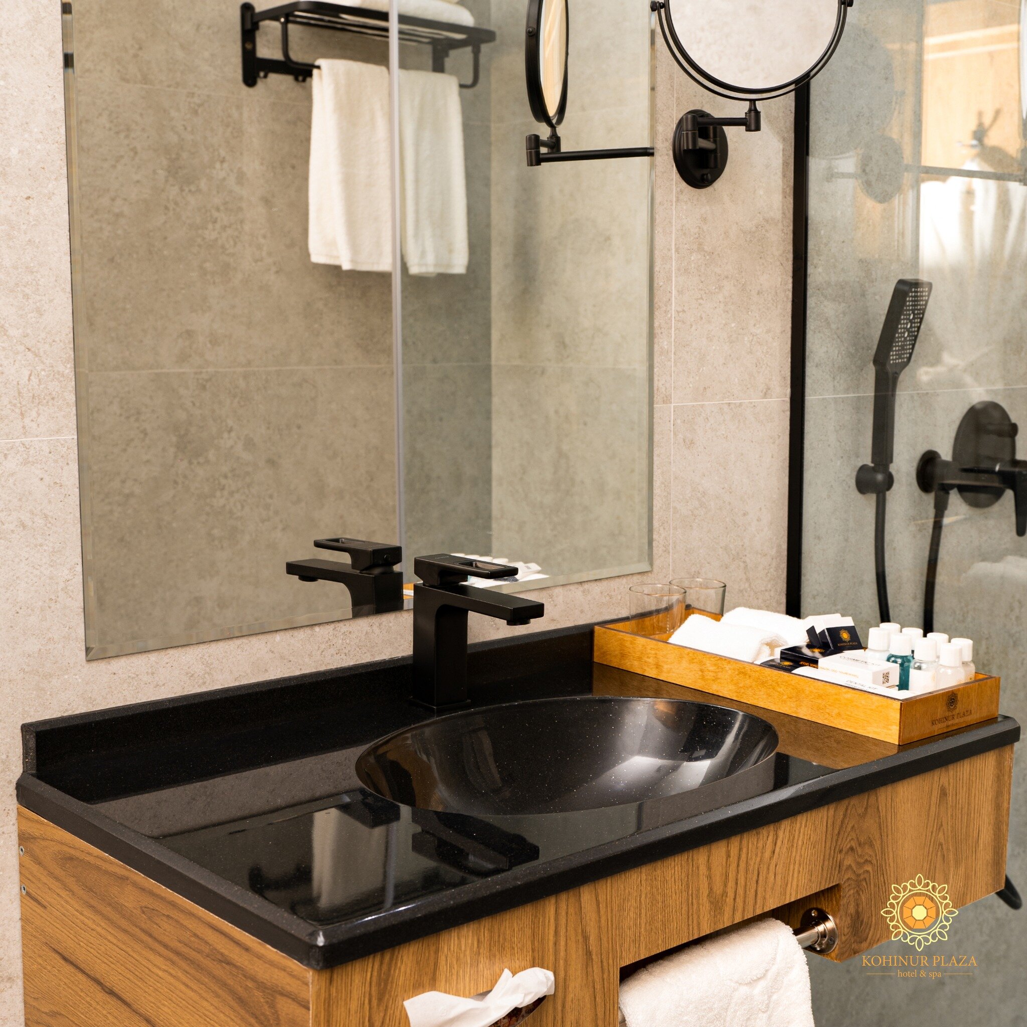 Фото Kohinur Plaza