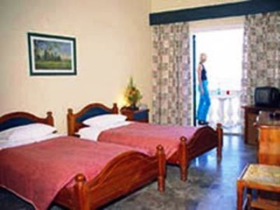 Фото Potamaki Beach Hotel