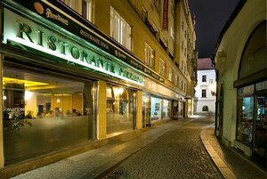 Гостиница Hotel Leon D´Oro в Праге