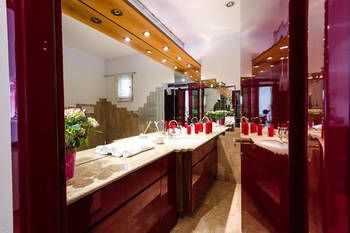 Фото Bright Apartments Verona - Borsari Historical 1