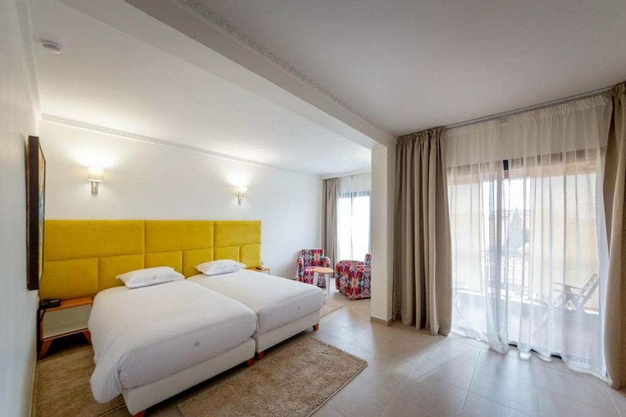 Фото отеля 3