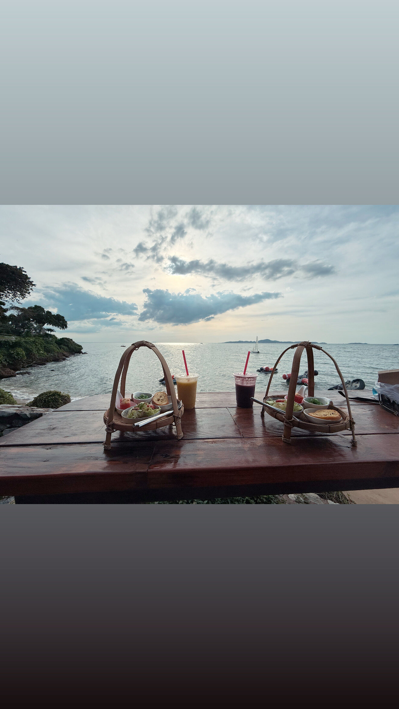 Фото The Monttra Pattaya