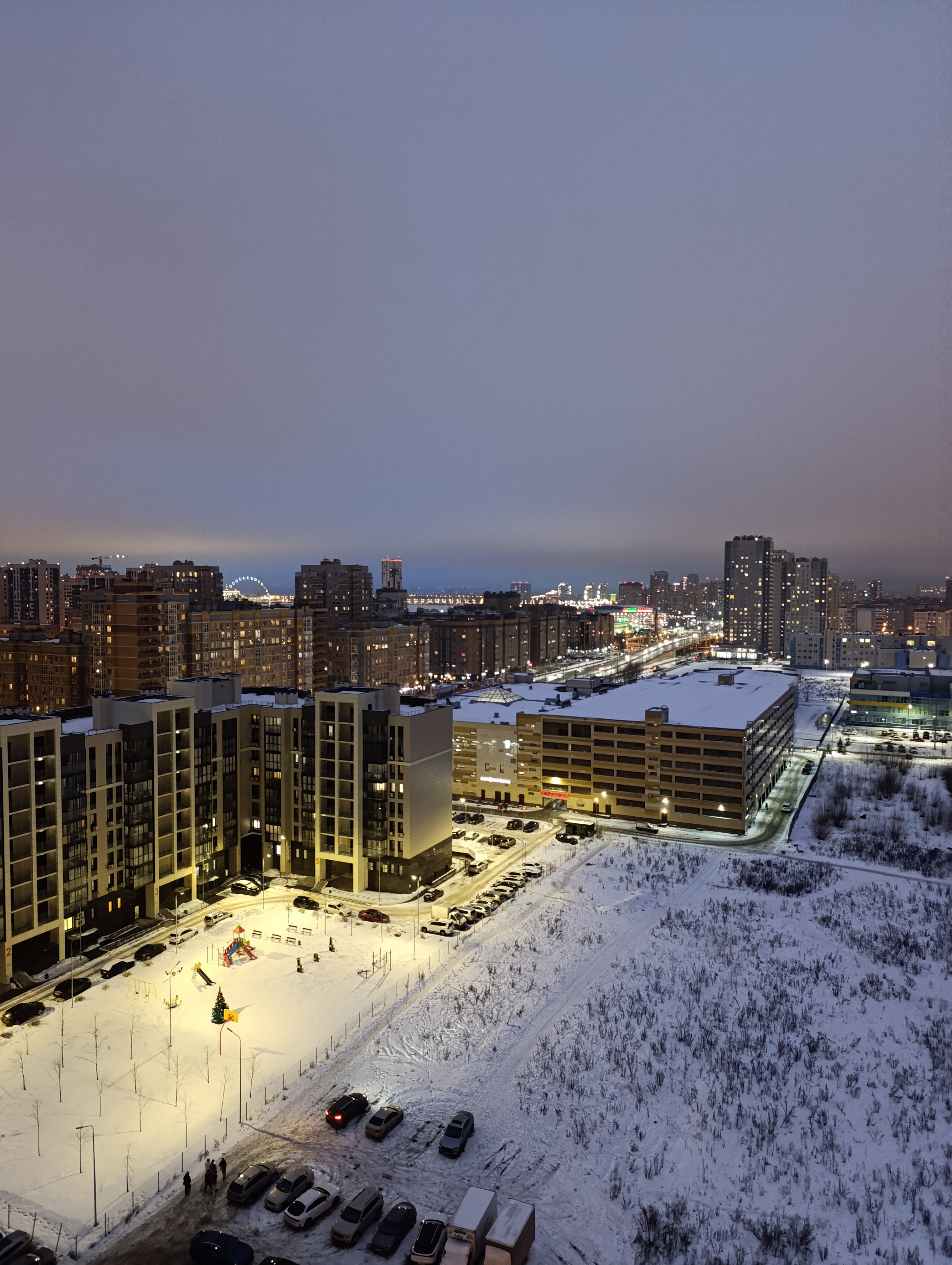 Фото Видовые апартаменты с парковкой около набережной и аквапарка Ривьера