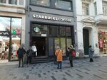 ‪Starbucks‬ (İstanbul, Beyoğlu, İstiklal Cad., 18) ، مقهى