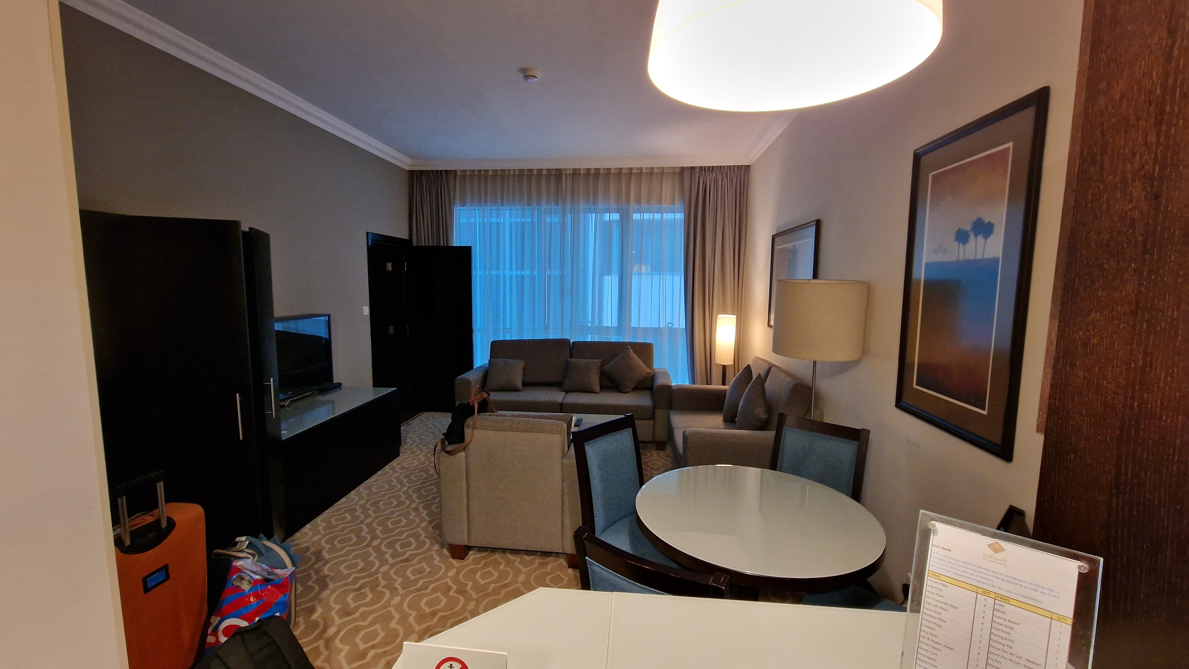 Фото Al Manzel Hotel Apartments