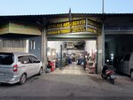 Saruhan Lathe (İstanbul, Bahçelievler, Kocasinan Merkez Mah., Egemenlik Cad., 11/1-6B), servicio de coches, centro de reparación de automóviles