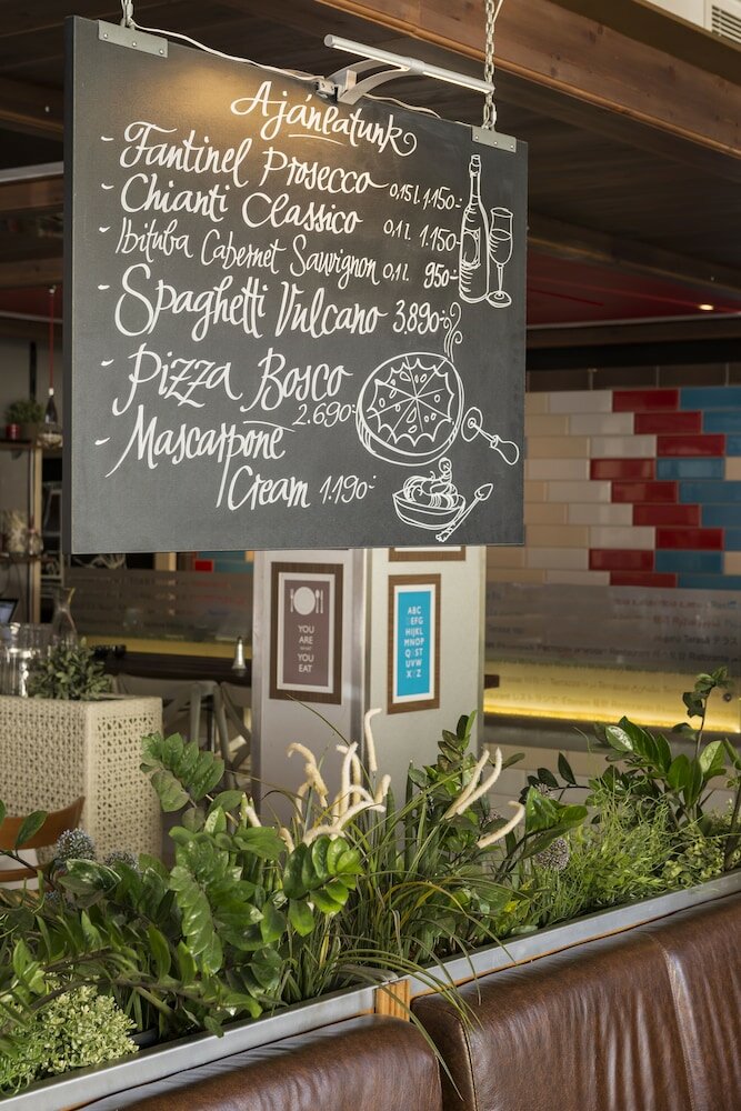 Фото Hotel Castle Garden