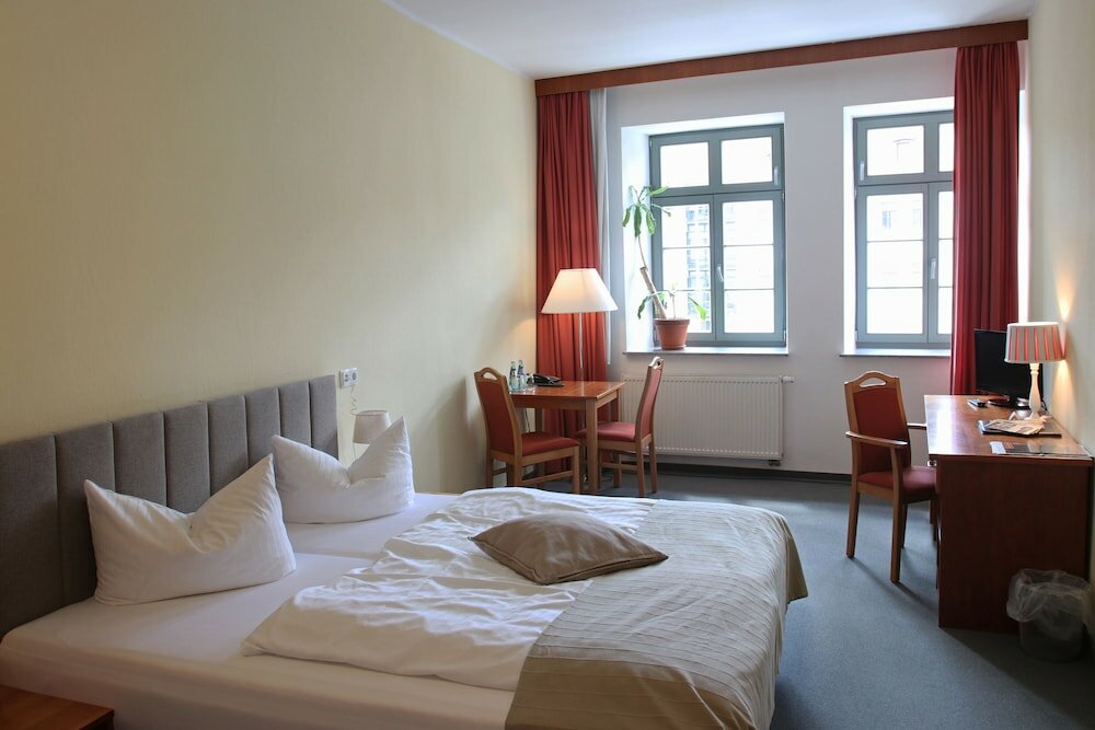 Фото Hotel Zittauer Hof